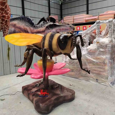 色の自然な現実的なアニマトロニクスの動物の実物大の蜂モデル