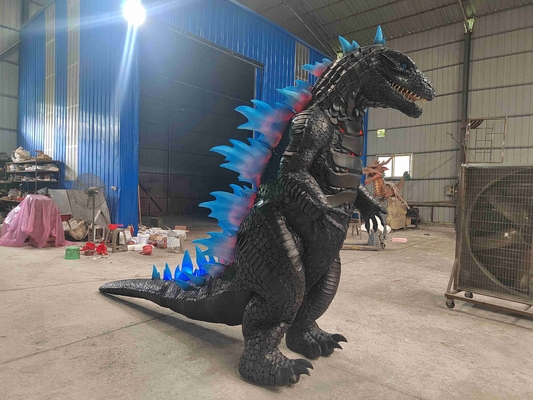 アドベンチャーパーク カーニバルパレード 魅力的なアニメーション リアルなゴジラ衣装